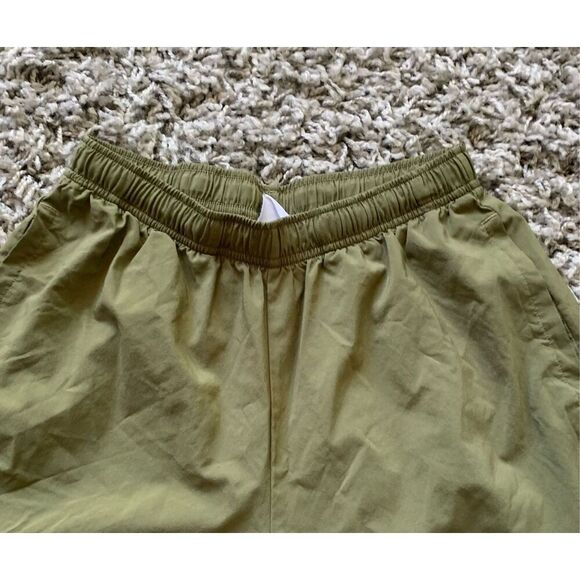 Gymshark Arrival 5" green UNLINED Shorts UNISEX mens SZ S - Picture 8 of 8